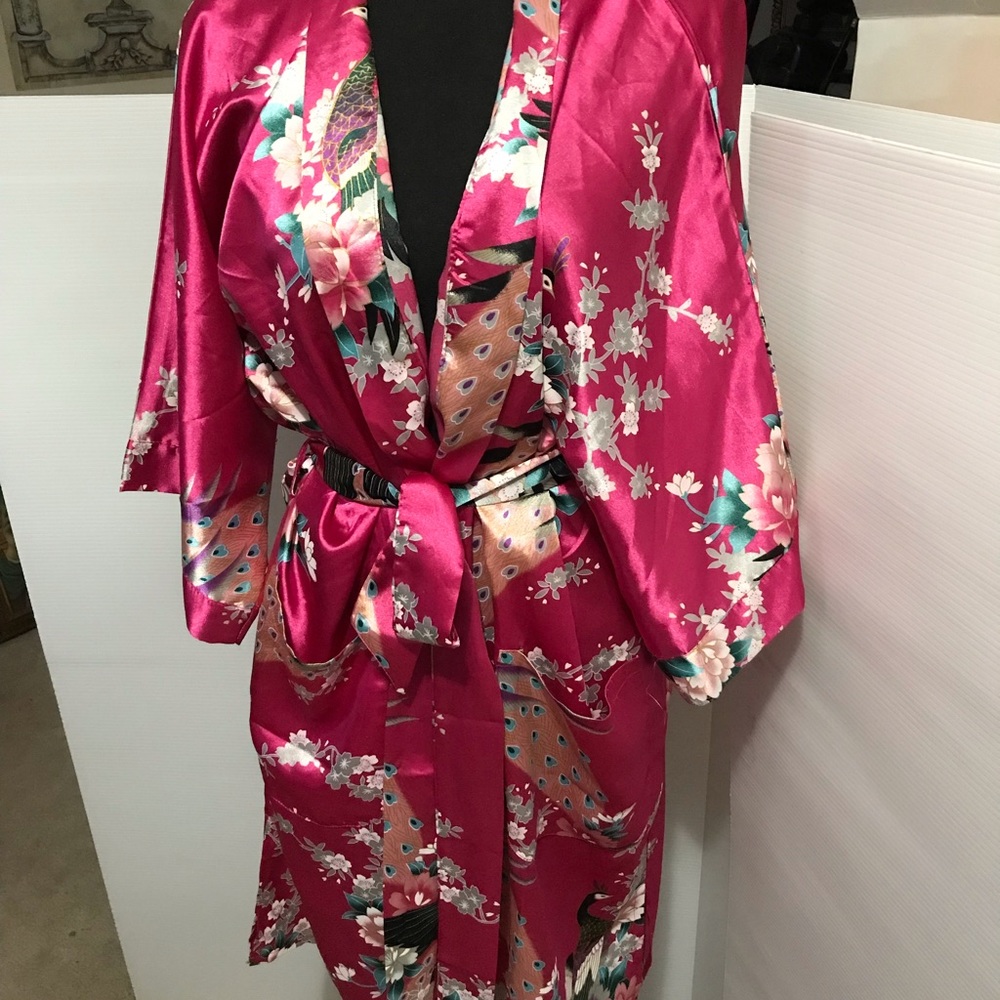 Old Shanghai OSFA Kimono  Pink Intimate Floral Peacock Kimono Tie Pockets